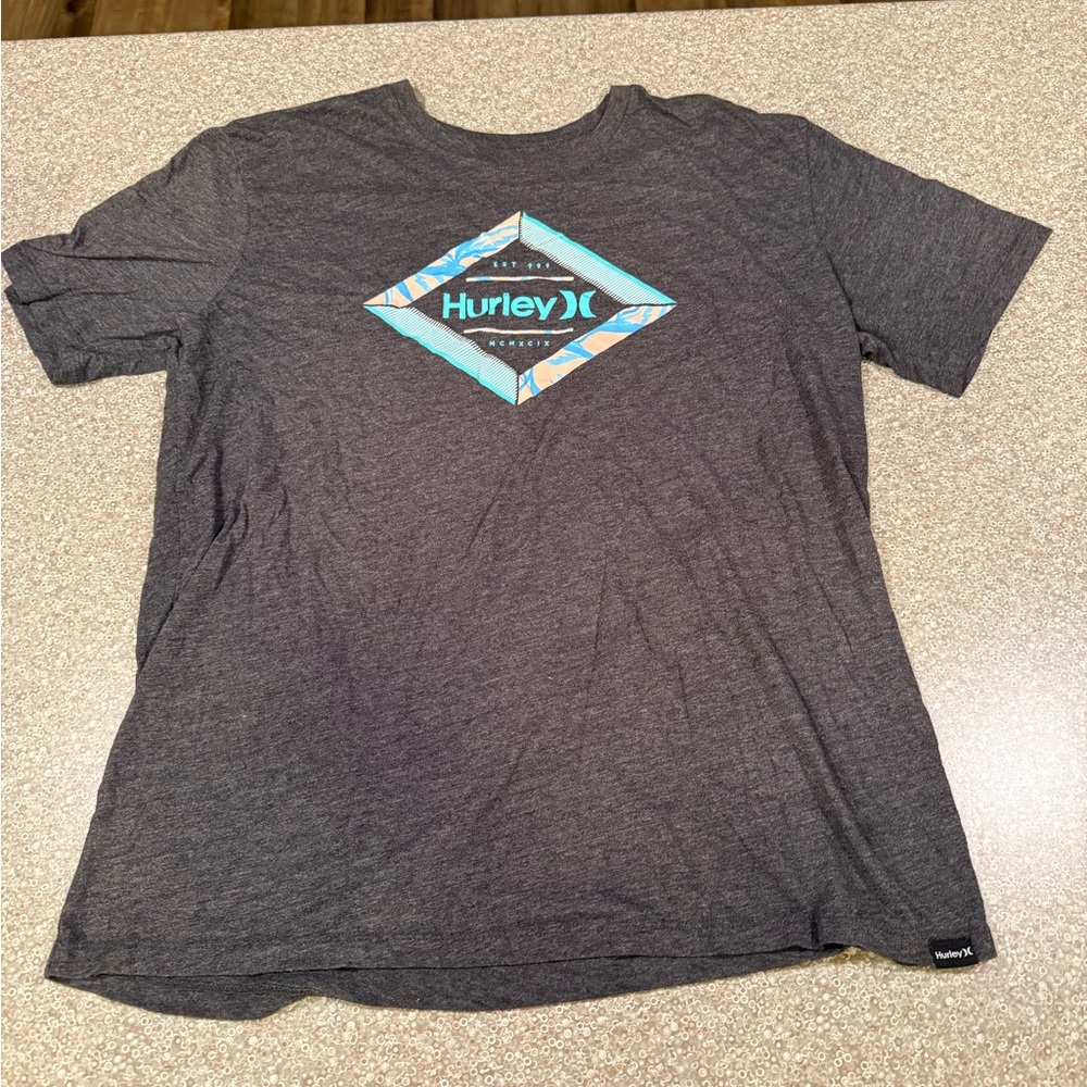 Hurley Men's Large T-Shirt